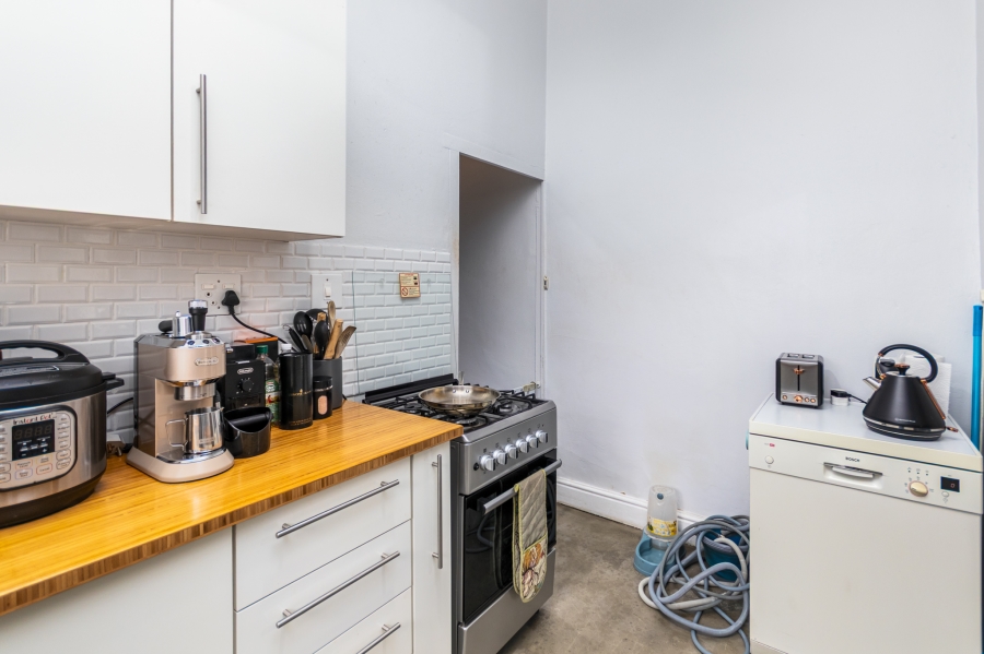 2 Bedroom Property for Sale in Woodstock Western Cape